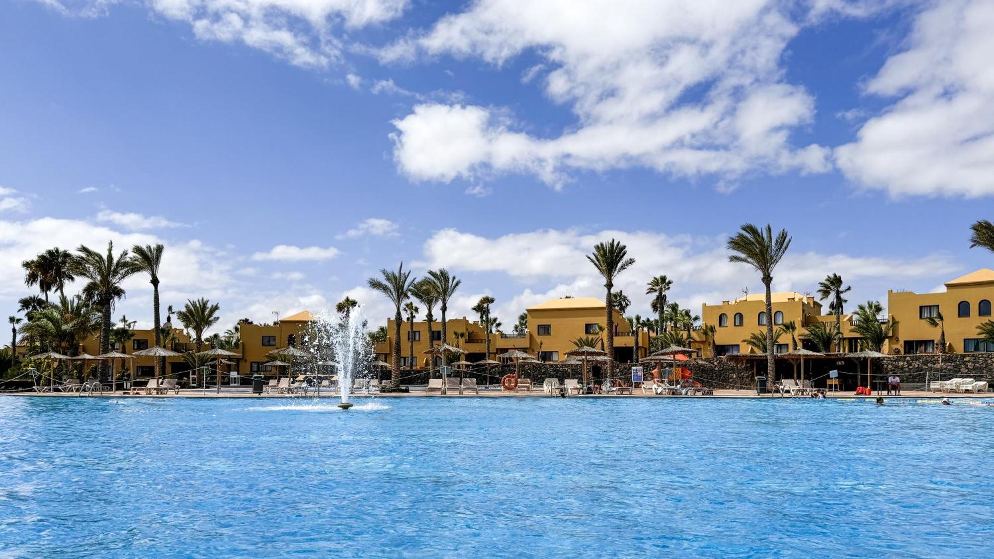 فيلا Golden Dream, Swimming Pool And Parking كوراليهو المظهر الخارجي الصورة