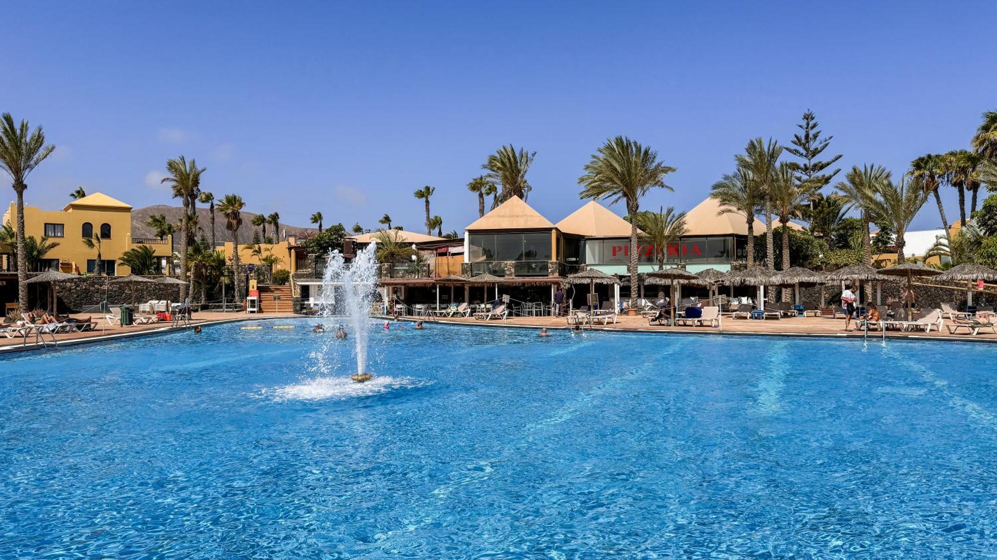فيلا Golden Dream, Swimming Pool And Parking كوراليهو المظهر الخارجي الصورة
